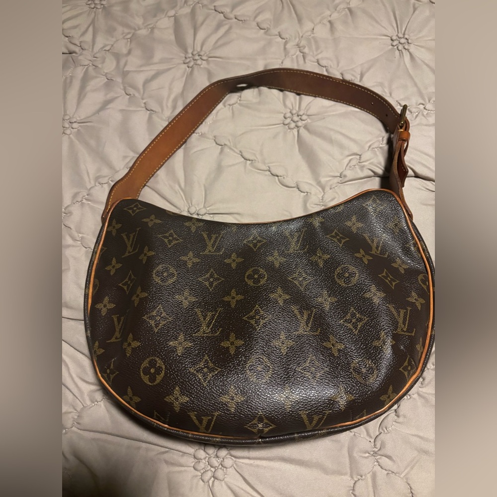 Louis Vuitton Crossiant MM